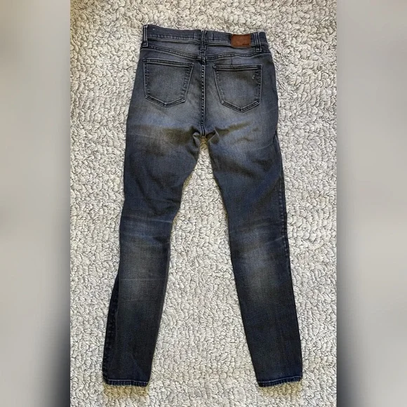 Madewell Gray High Riser Skinny Jeans with Distressed Details - Picture 2 of 3